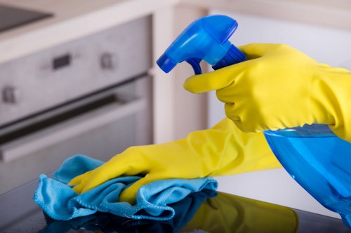 Weekly house cleaning service for a Parsons Green property