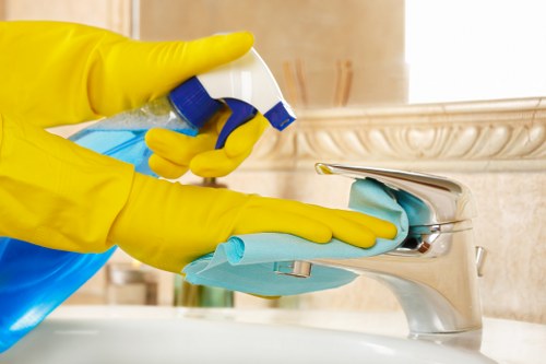 Deep house cleaning service for SW6 households and rental properties